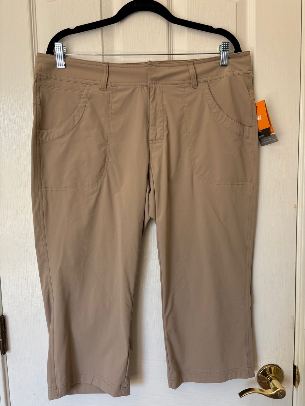 Lucy Women’s Khaki Performance Stretch Pants ~ Women’s Large NEW